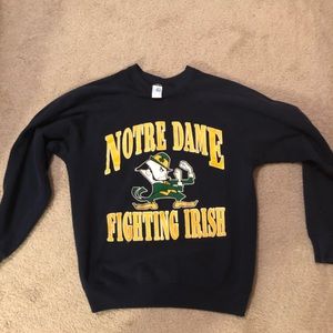 Notre Dame fighting Irish vintage crewneck sweater Medium M